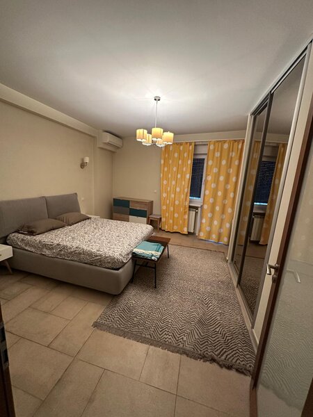 Piata Kogalniceanu, apartament cu 4 camere,